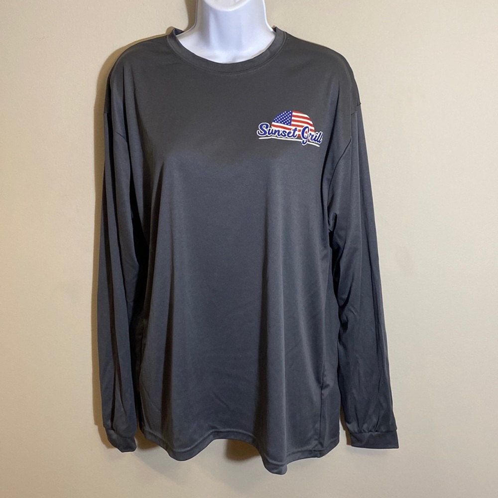 NWOT Sunset Grill American Flag Shirt Size Lrg.
